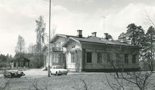 Carlsborg läkarbostaden troligen 1969 innan rivning3.jpg